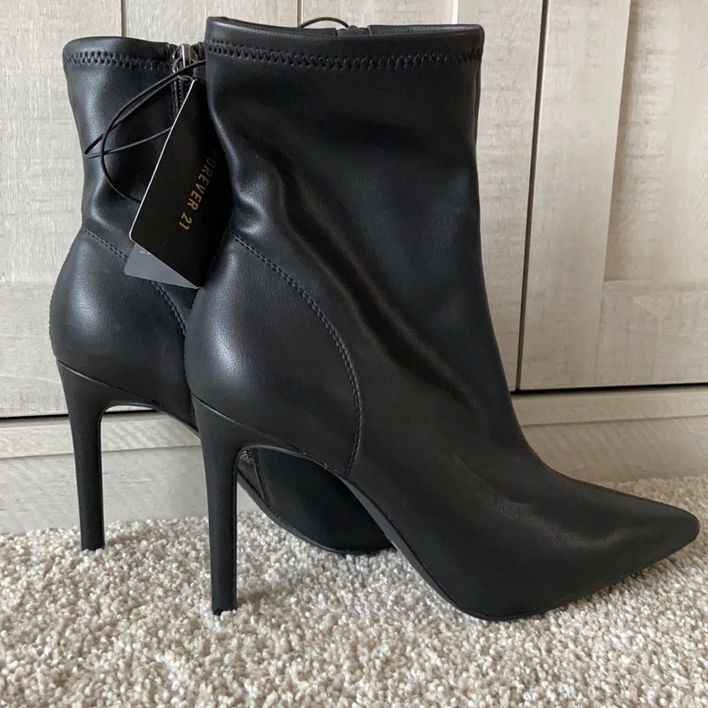F21 Black Shoes/Booties